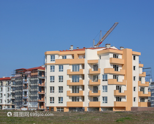 保加利亚Pomorie市中心现代住宅建筑